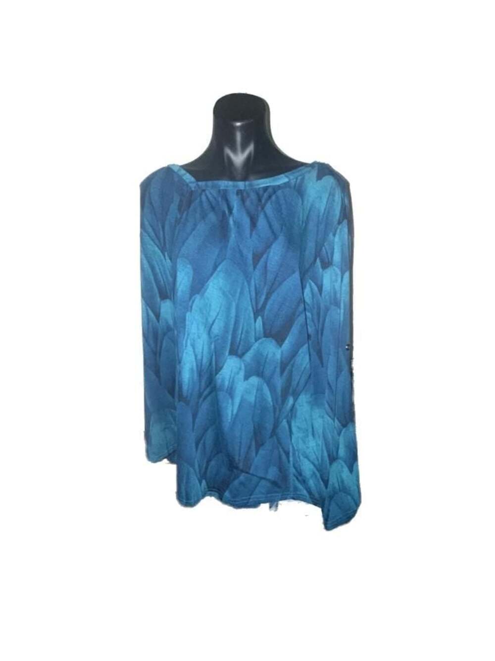 Amrto Women's Plus Size Long Sleeve Tunic Blouse in Teal Feather Print